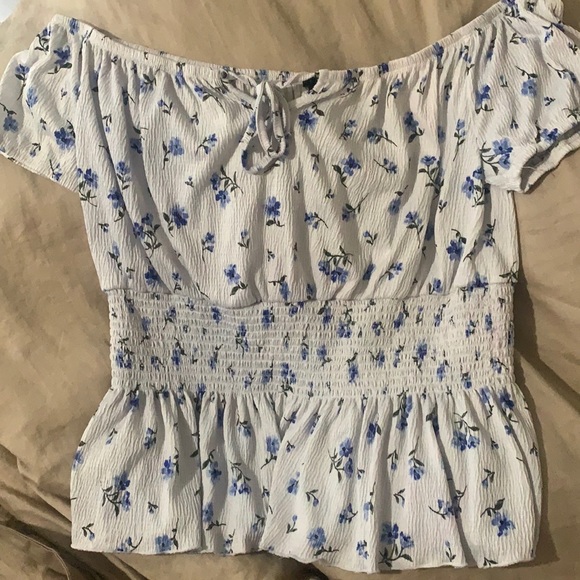 plus size flowy floral top - Picture 1 of 3